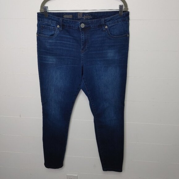 Kut from the Kloth Dakota ankle skinny jeans 14 - Picture 3 of 14
